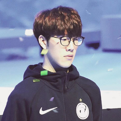 老规矩，T1和EDG延续历史，携手出线