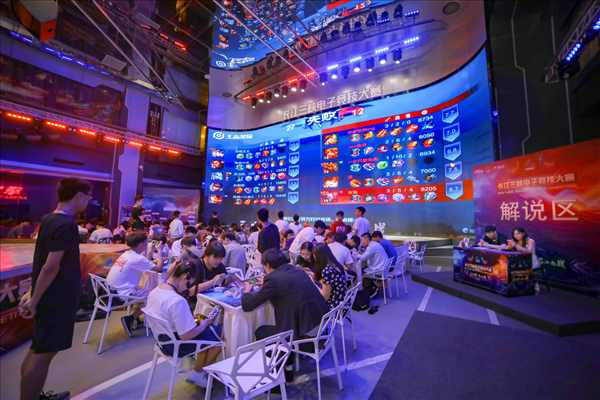 【赛后战报】小天死歌完美发挥， Top Esports 2：0战胜OMG保持不败